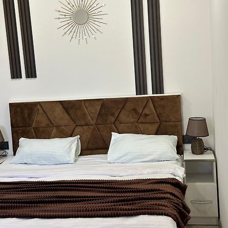 New Apartment In Downtown Erevan Exterior foto