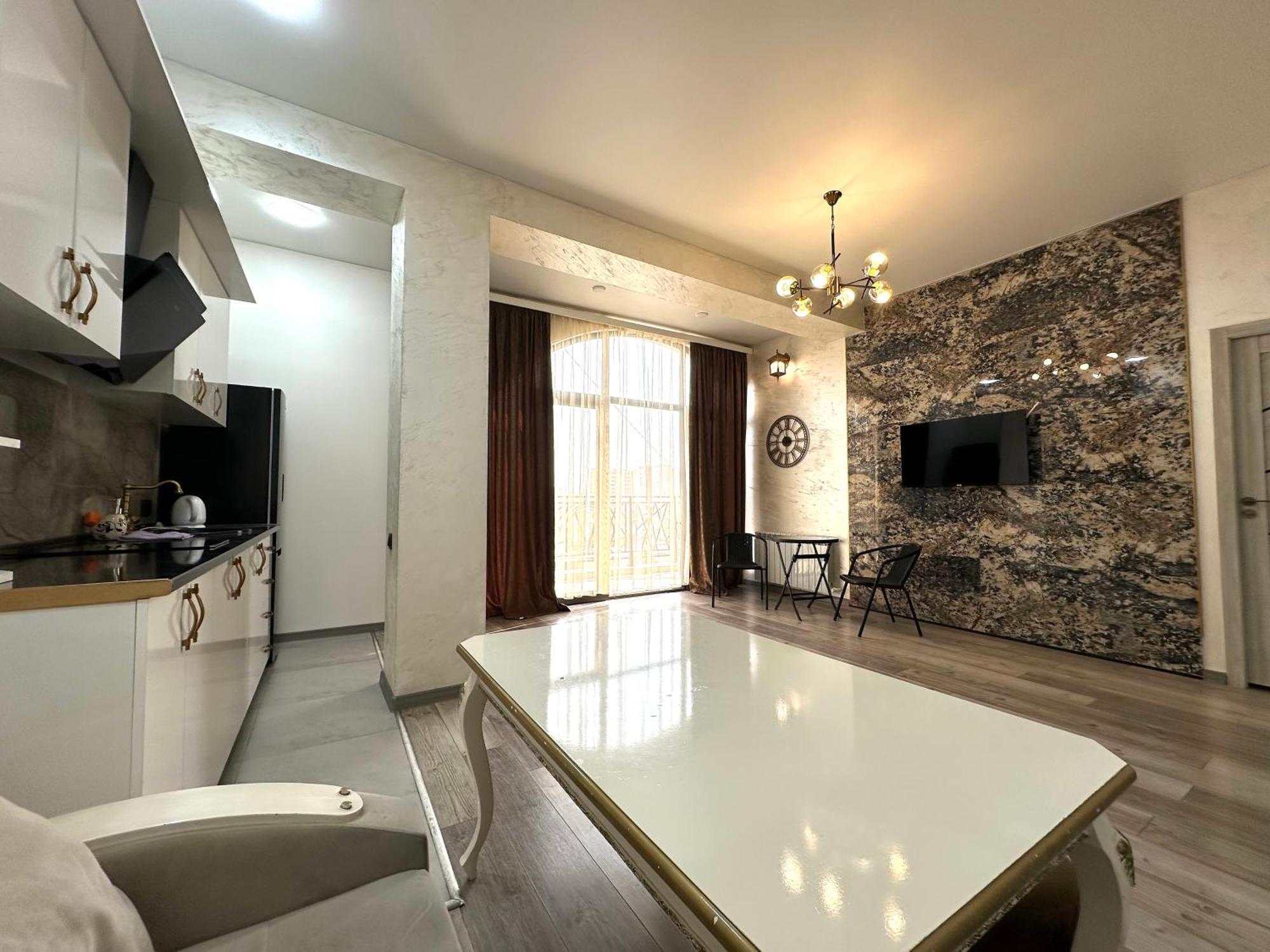 New Apartment In Downtown Erevan Exterior foto