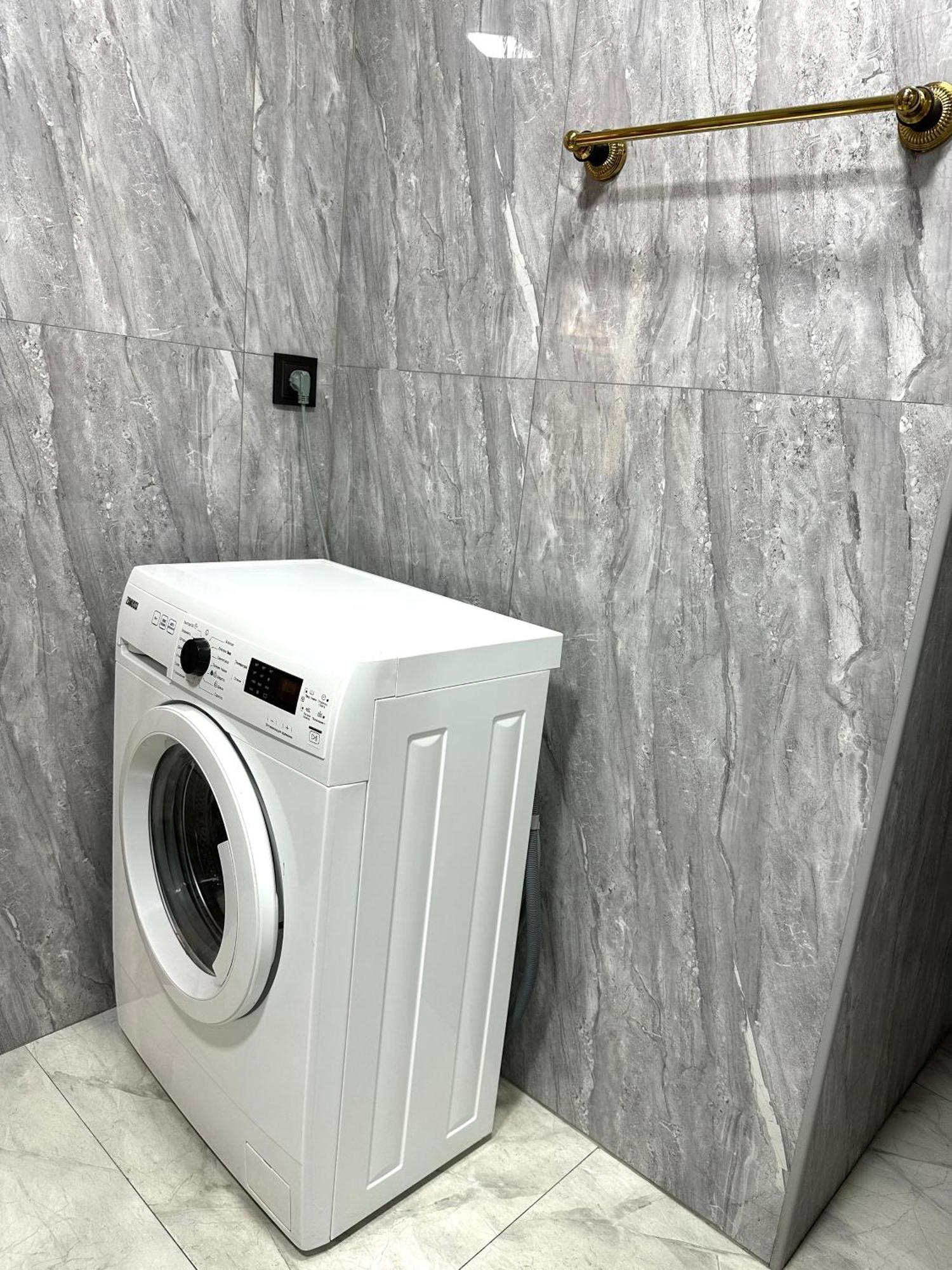 New Apartment In Downtown Erevan Exterior foto