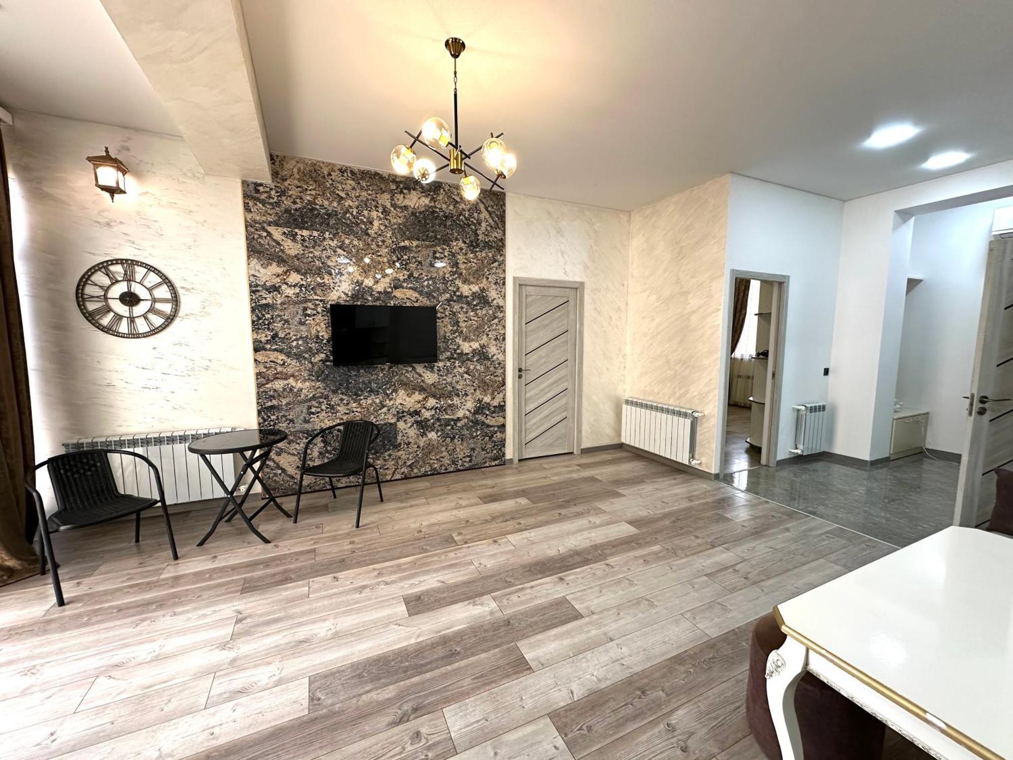New Apartment In Downtown Erevan Exterior foto